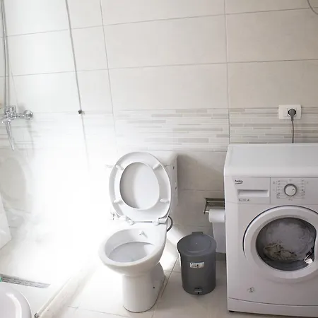 Apartment Omar Real Estate Tirana