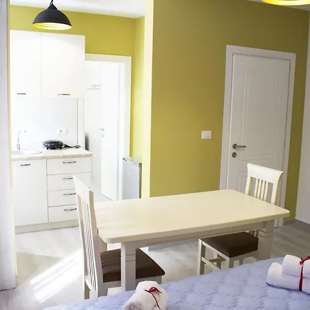 Omar Real Estate Apartment *
