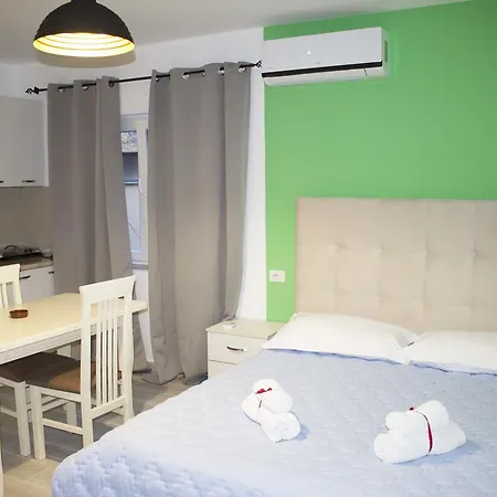 Omar Real Estate Apartment *