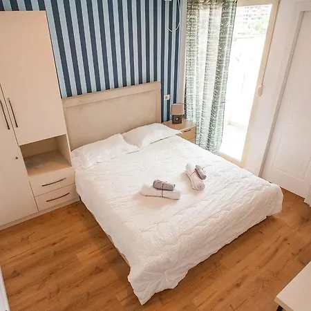 Apartment Omar Real Estate *