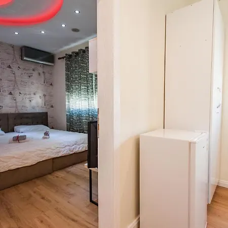Omar Real Estate Tirana