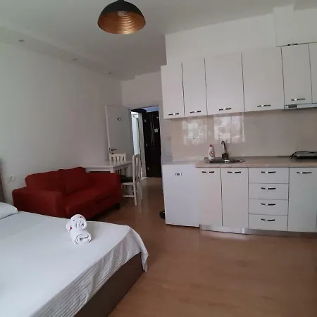 Apartment Omar Real Estate Tirana